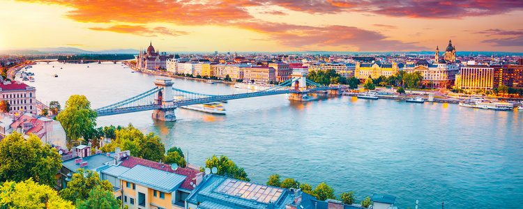 Danube Symphony with 1 Night in Budapest (Eastbound)
