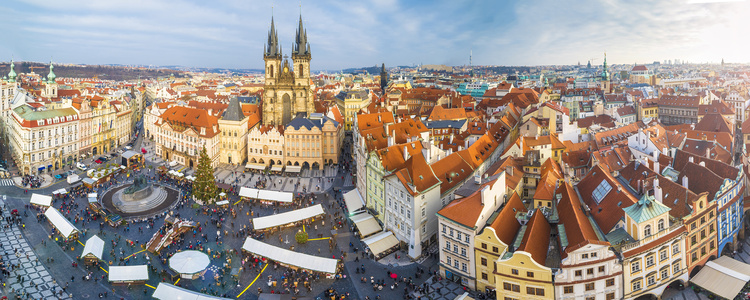 Christmastime on the Danube with 2 Nights in Prague (Eastbound)