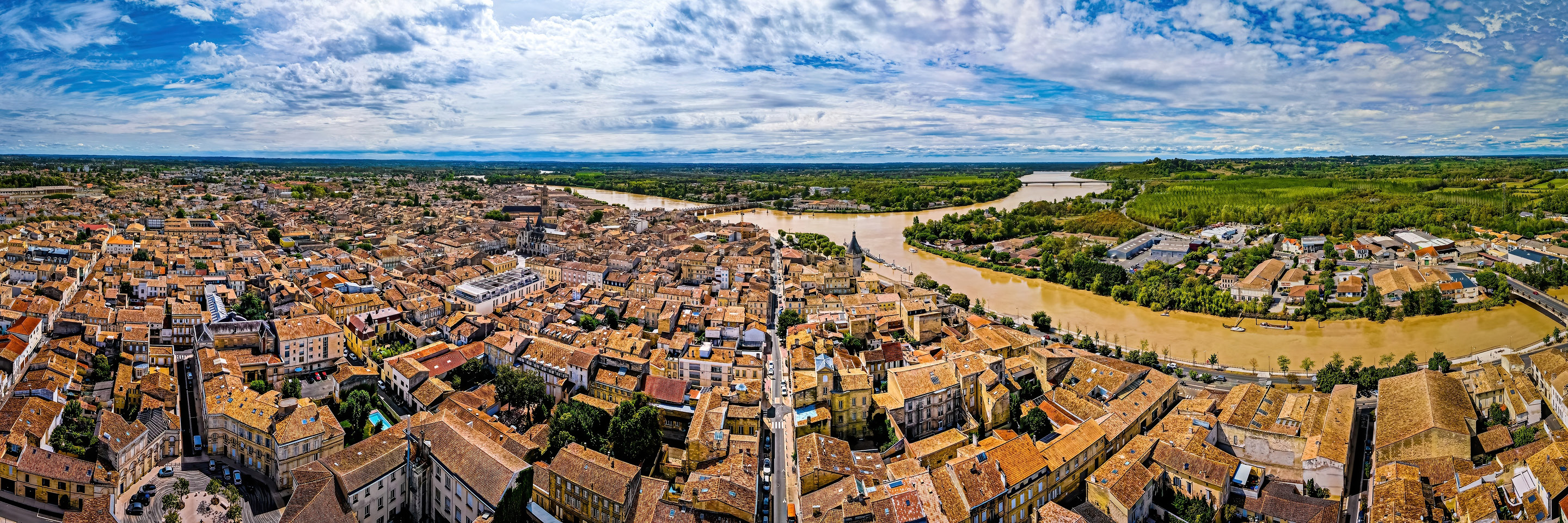 Vineyards, Chateaux & Bordeaux with 2 Nights in Lucerne